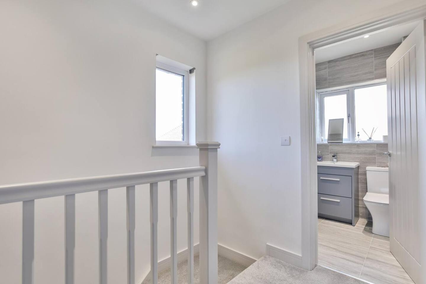 Modern, Cosy Whole House Wifi Close To Attractions 셰필드 외부 사진